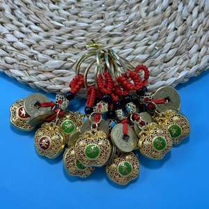 Llavero Colgante Manzana Dorada de la Paz, Colgante Portátil para Llavero, Colgante con Hilo Rojo, Disponible en Tiendas de 2 Yuanes - Product Image 2