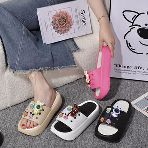 Nouvelle Mode Chaussons Tendance Babouches Plates en Plastique pour Femme - Product Image 5