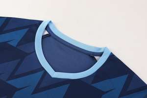 Maillots de football personnalisés unisexes pour adultes en gros, 100% polyester, maille, impression par transfert thermique, OEM, short d'entraînement, séchage rapide - Product Image 2