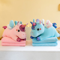 En gros, Ensemble de voyage et de sieste 2-en-1 : Coussin-plaid et Peluche mignonne en forme de tasse de thé au lait, Panda, Cochon, Lapin en peluche douce