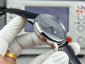 Montre pour homme élégante et multifonctionnelle, calendrier, résistante à l'eau, boîtier en acier inoxydable, bracelet en cuir véritable noir, aiguilles - Product Image 3