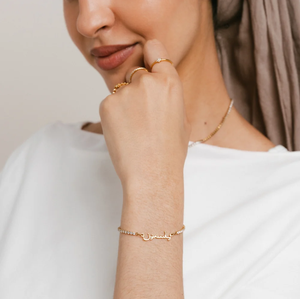 Bracciale Tennis Personalizzato in Acciaio Inossidabile Impermeabile Inspire Jewelry, Catena Placcata Oro con Zirconi e Nome Arabo Personalizzato - Product Image 2
