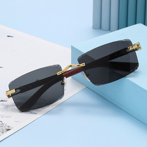 Occhiali da sole quadrati rettangolari in stile classico stile personalità senza cornice in metallo dorato alla moda occhiali da uomo senza montatura - Product Image 3