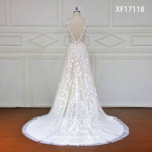 XF17118 <span class=keywords><strong>Robe</strong></span> <span class=keywords><strong>de</strong></span> <span class=keywords><strong>mariée</strong></span> Boho <span class=keywords><strong>droite</strong></span> en mousseline <span class=keywords><strong>de</strong></span> soie <span class=keywords><strong>de</strong></span> haute qualité et simple avec une belle <span class=keywords><strong>dentelle</strong></span> <span class=keywords><strong>de</strong></span> perles - Product Image 3
