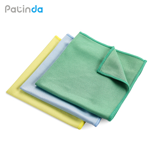 Panno per la pulizia di auto in microfibra con dimensioni personalizzate di qualità Premium - Product Image 3