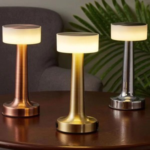 Lampe de bureau rétro en métal en forme d'haltère, rechargeable par USB, lampe de chevet tactile à trois couleurs, variateur d'intensité, veilleuse à changement de couleur - Product Image 2