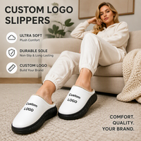 Chaussons d'intérieur personnalisés avec logo, faible MOQ, semelle épaisse, en peluche, chauds pour l'hiver, imperméables, OEM ODM