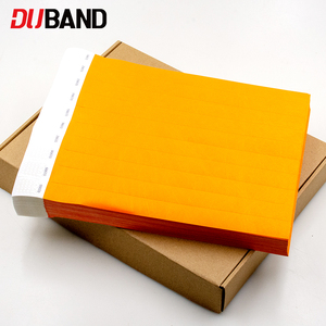 Bracelets Tyvek personnalisés imprimés pour hôtels tout compris et clubs de vacances - Product Image 5
