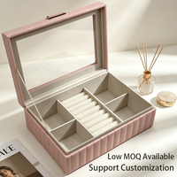 Élégante boîte à bijoux en velours avec couvercle en verre transparent, organisateur personnalisé pour colliers et bagues, boîte de rangement professionnelle pour cadeaux