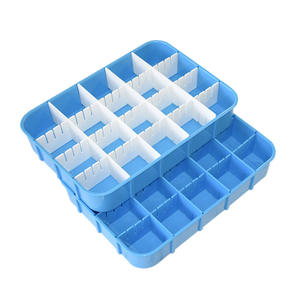 Bandeja Dispensadora de Plástico ABS Resistente de 20 Compartimentos, Bandeja de Medicamentos Oral Reforzada, Estuche de Almacenamiento de Pastillas con Compartimentos Cómodos - Product Image 1