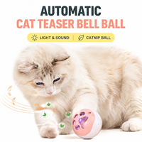 Jouet interactif automatique pour chat avec clochette, lumière LED et son, avec herbe à chat pour chatons et chats d'intérieur
