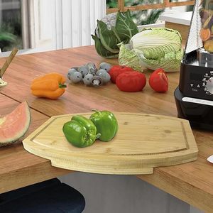 Planche à découper en bambou avec rainure pour les jus, pour usage en cuisine - Product Image 1