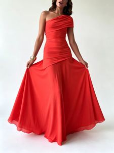 Vestido largo de verano para mujer, elegante y sexy, con un solo hombro descubierto, cuello oblicuo, sin tirantes y manga media. - Product Image 4