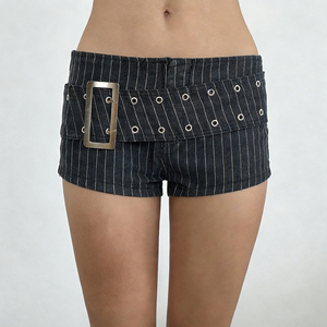 Shorts en jean taille basse Y2K pour femme - Capri tendance rayé color block extensible avec ceinture, style streetwear sexy délavé pour l'été - Product Image 2