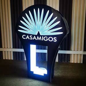 Led <span class=keywords><strong>Bouteille</strong></span> de <span class=keywords><strong>Champagne</strong></span> Glorifier Personnalisé Acrylique Signes Liqueur <span class=keywords><strong>Bouteille</strong></span> Affichage Lumineux <span class=keywords><strong>Bouteille</strong></span> Présentateur pour Boîte de Nuit - Product Image 3