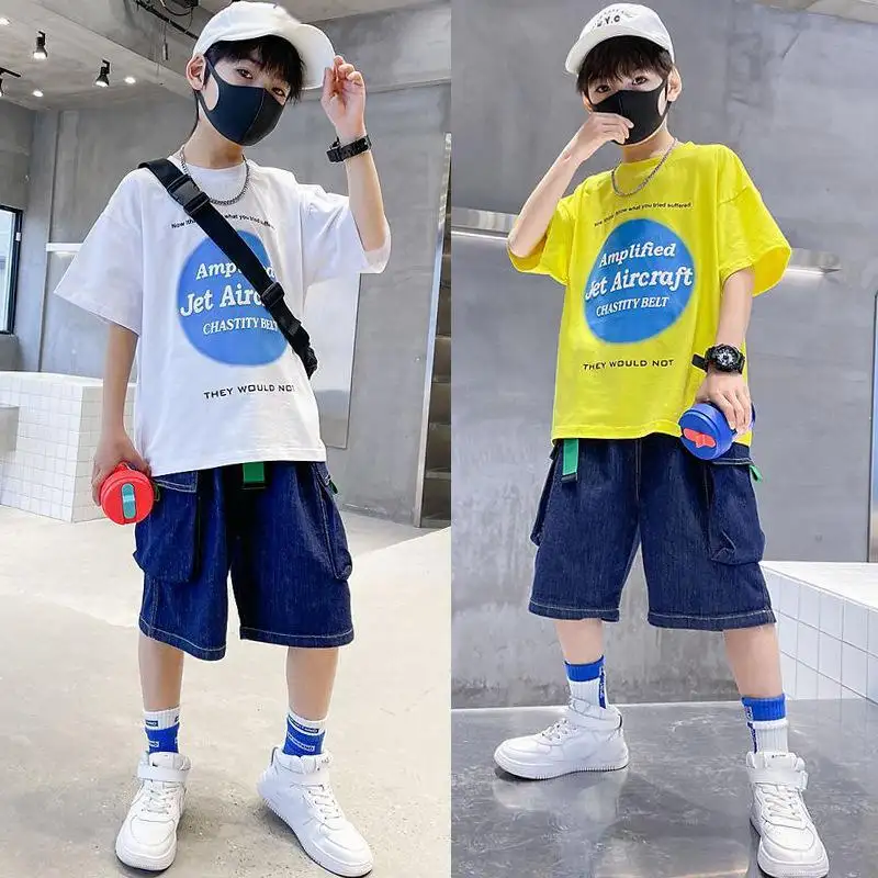 Neuzugang Mode Jugendliche Jungs Sommerkleidung Sets Baumwolle Buchstaben T-Shirt Denim Shorts Kleidung für Jugendliche