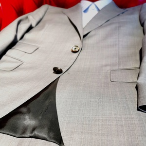 Costume de mariage et d'affaires 2 pièces gris clair, <span class=keywords><strong>style</strong></span> italien, coupe ajustée, semi-entoilé, lavable en machine, facile à porter - Product Image 2
