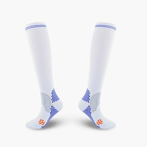 Calcetines de Ciclismo Personalizados al por Mayor, Calcetines Deportivos Transpirables de Alta Calidad para Hombres y Mujeres, Calcetines de Ciclismo para Carretera, Atletismo y Running - Product Image 2