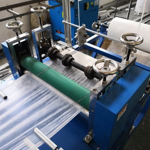 <span class=keywords><strong>Bonnet</strong></span> bouffant élastique non tissé et en plastique <span class=keywords><strong>de</strong></span> haute qualité faisant la machine pour l'utilisation <span class=keywords><strong>de</strong></span> <span class=keywords><strong>bain</strong></span> <span class=keywords><strong>de</strong></span> douche d'hôtel à la maison - Product Image 3