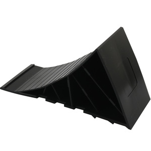 Cale de roue en plastique RV avec base 220 mm x 123 mm x 90 mm, durable pour usage extérieur - Product Image 2