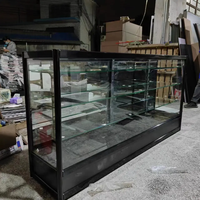 Vitrines en verre pour modèles de statues d'animation personnalisées