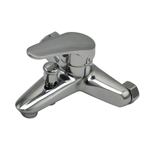Grifos de baño y <span class=keywords><strong>ducha</strong></span> de un solo mango de cromo pulido Mezclador de agua fría y caliente con grifos de baño de núcleo de válvula de cerámica - Product Image 2