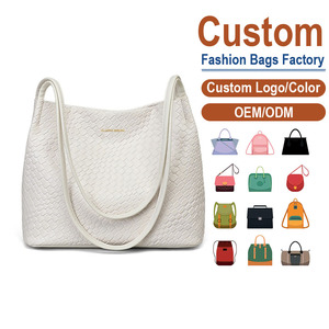 กระเป๋าสะพายหนังแท้จากโรงงาน OEM โดยตรง – ลายเย็บแบบเพชร 3 มิติ |   ตู้เสื้อผ้าสมัยใหม่ที่จำเป็นต้องมี - Product Image 1