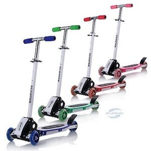 Trottinette à 3 roues pour enfants avec impression graffiti Color Street, trottinette pliable réglable en hauteur pour tout-petits avec roues PU silencieuses et lumineuses - Product Image 2