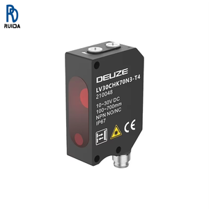 Capteur laser réfléchissant diffus LV30CHK70P3-T4 avec détection longue portée pour la détection de rouleaux de film transparent restants - Product Image 1