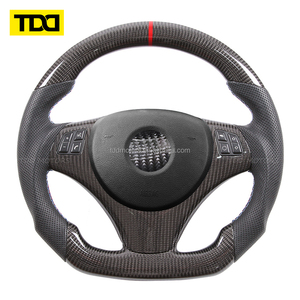 Volante de fibra de carbono personalizado TDD con LED para E90 E91 E92 E93 M3 Serie 3 328i 330i 335d Serie 1 135i - Product Image 1