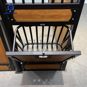 Stalle per <span class=keywords><strong>Cavalli</strong></span> di Lusso Personalizzate <span class=keywords><strong>con</strong></span> Pannelli Frontali e Laterali, Box per <span class=keywords><strong>Cavalli</strong></span> in Legno - Product Image 4