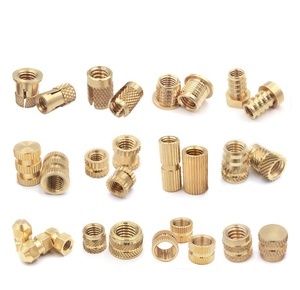 Tuerca de latón prensada en frío con inserto de tornillo de espiga para muebles y gabinetes, de fácil instalación y alta resistencia - Product Image 2