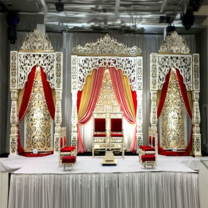Escenario de Boda Estilo Bollywood, Mandap Estilo Rajwada, Nuevo Diseño de Escenario para Mandaps, Escenarios de Moda, Conjunto de Escenario Mandap en Tendencia, Reino Unido - Product Image 1