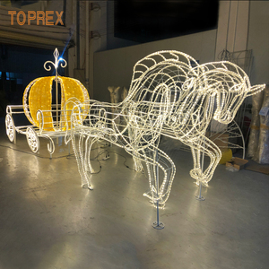 Grand <span class=keywords><strong>centre</strong></span> <span class=keywords><strong>de</strong></span> <span class=keywords><strong>table</strong></span> <span class=keywords><strong>de</strong></span> mariage étanche avec cadre en métal pour le jardin et la fête <span class=keywords><strong>de</strong></span> Noël. - Product Image 5