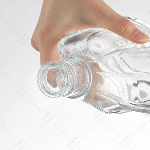 Carafe à vin en verre transparent personnalisable <span class=keywords><strong>de</strong></span> 750 ml, finition brillante, <span class=keywords><strong>marque</strong></span> Xingda, bon prix, bouchon en liège pour brandy, gin, <span class=keywords><strong>tequila</strong></span> - Product Image 2