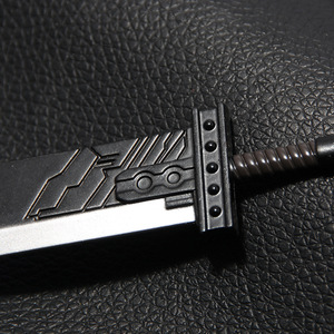 Llavero de Metal con Espada Buster de <span class=keywords><strong>Cloud</strong></span> <span class=keywords><strong>Strife</strong></span> del Popular Juego Japonés Final Fantasy, Modelo de Arma de Autodefensa con Mosquetón - Product Image 6