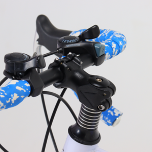 Vélo de course sur route en acier 700C 21 vitesses avec freins à disque et roues en aluminium pour hommes D2-R115-1, design léger, seulement 15 kg pour un transport facile - Product Image 2