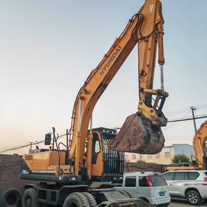 Excavadora de ruedas Hyundai 210W-9 usada de 21 toneladas, lista para enviar, con motor de 129KW, oruga, en buen estado, a bajo precio, ¡gran oferta! - Product Image 2