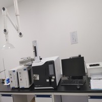 Naringine de qualité alimentaire sans solvant, extraite à l'eau, pureté 95%-98%, poudre d'extrait de peau de pamplemousse pour les soins personnels