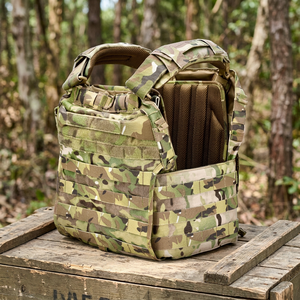 Vente Chaude Gilet d'Assaut pour Hommes Porte-plaques en Toile et Nylon, Imperméable, Respirant, Anti-plis, Confortable, Personnalisable, pour l'Extérieur - Product Image 3