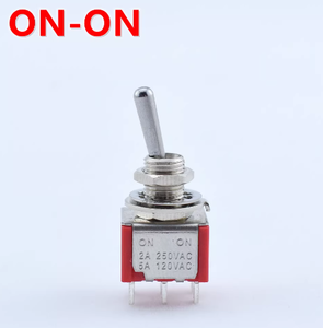 Interrupteur à bascule 1MS3TL2B25M1QES-5 3PDT On-On 5A 250V AC à montage sur panneau avec bornes à souder - Product Image 2