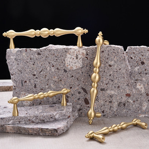 Gourd đồng xử lý tủ quần áo cửa vàng ánh sáng sang trọng Bắc Âu Tủ Ngăn Kéo Bàn Cạnh Giường ngủ đôi lỗ đơn giản tinh khiết đồng xử lý - Product Image 6