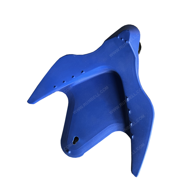 Пластиковая направляющая для шланга автомойки, предотвращает появление сколов под шиной