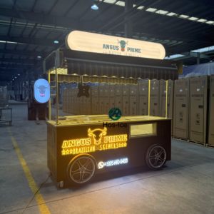 Nuevo Carrito de Comida Callejera Más Popular con Congelador de Cerveza de Temperatura Ajustable y Parrilla para Asar de Gran Capacidad en Venta - Product Image 2