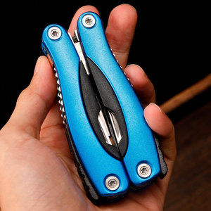 Meilleures ventes : Pince <span class=keywords><strong>multifonction</strong></span> en acier inoxydable, <span class=keywords><strong>outil</strong></span> pliable <span class=keywords><strong>de</strong></span> <span class=keywords><strong>poche</strong></span> pour la randonnée, le camping et les activités <span class=keywords><strong>de</strong></span> plein air - Product Image 4