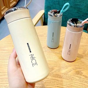 Bouteille d'eau personnalisée avec logo, jolies tasses de voyage, gobelets de randonnée et de sport pas chers, bouteille d'eau en verre mignonne pour enfants et écoliers, cadeau idéal - Product Image 1