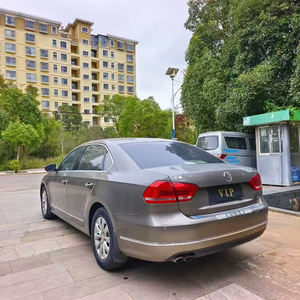 Bora Comfort Edition 2013, <span class=keywords><strong>berlina</strong></span> a benzina con motore 1.8L, cambio automatico, guida a sinistra, pneumatici R15, sedili in tessuto, interni in pelle, trazione anteriore. - Product Image 4