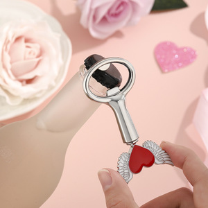 Abridor de botellas de San Valentín, serie de aleación de zinc con forma de llave, diseño de alas y rosa, para regalo de fiesta - Product Image 2