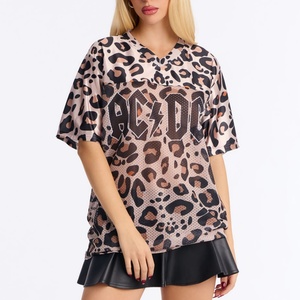 Kaos Oversize Grafis Y2K Streetwear dengan Cetak Sublimasi Penuh, Kerah V, Motif Leopard, Jersey Fashion American Football - Product Image 1