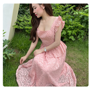 ชุดเดรสยาวสองชิ้นสไตล์เกาหลีลายจุด OEM แฟชั่นสำหรับผู้หญิง คอเหลี่ยม จับจีบระบายช่วงเอว พร้อมกระโปรงทรงเอไลน์ยาวถึงข้อเท้า - Product Image 1